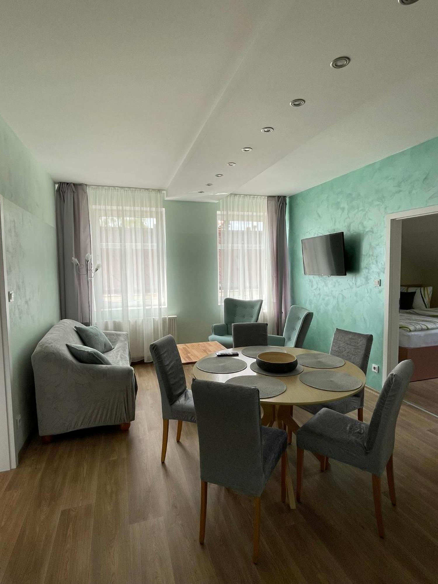 Apartmany Jasmin Liberec Exterior foto